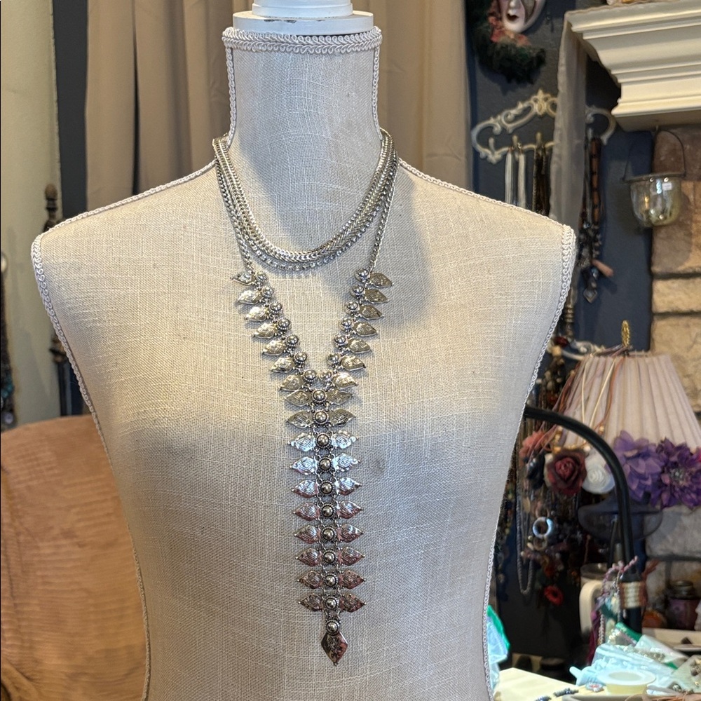 Elegant Silver Necklace with “Y”